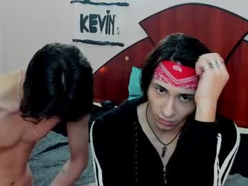 webcam man kevin_hug image #3239169
