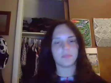 webcam girl roseyylips image #2690430