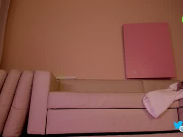 webcam girl hollyextra image #5400911