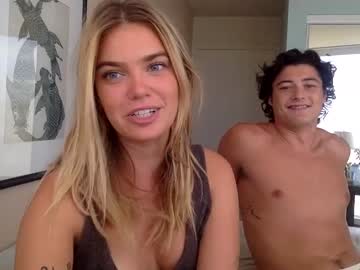 webcam couple littlemaryjane19 image #5409311