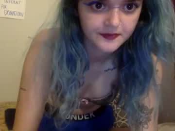 webcam girl bellablue222 image #2396099