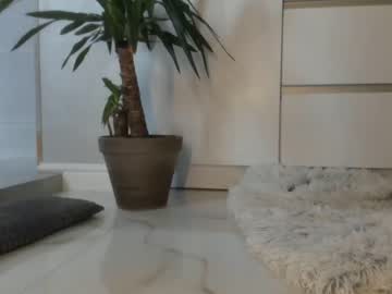 webcam girl meryfoxxx image #2957836