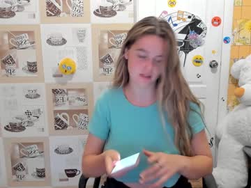 webcam girl emmika_ image #2327454