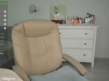 webcam girl mia_milagros image #4779520