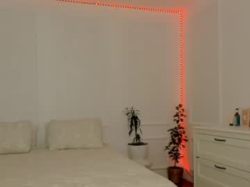 webcam girl rennatha21 image #2706657