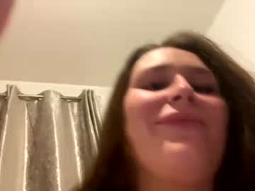 webcam couple makemesquirtbaby69 image #1553252