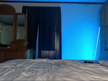 webcam couple ari_lovexo image #2272550