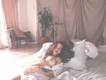 webcam girl kendalltyler image #1725381