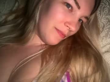 webcam girl mariah95 image #2110023