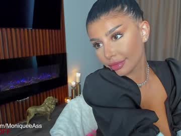 webcam girl moniqueeass image #2333940