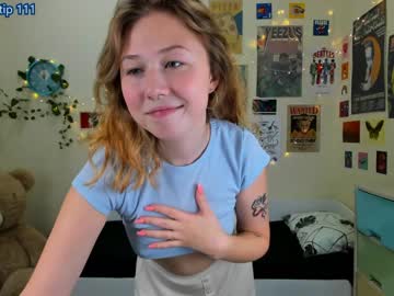 webcam girl lottie_shine image #3239596