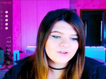 webcam girl _sofaluv_ image #2217994