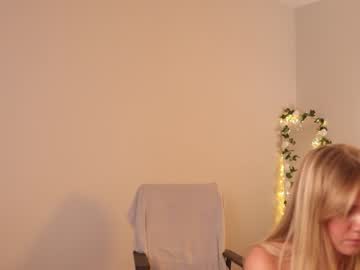 webcam girl _teasecake_ image #5002221