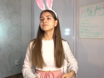 webcam girl little_animal image #5529957