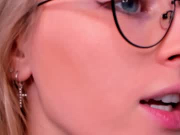 webcam girl linellali image #2693031
