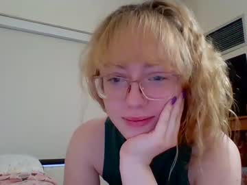 webcam girl blonde_katie image #6688094