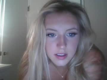 webcam girl dumb_blonde69 image #5244957