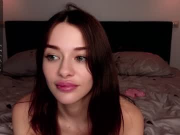 webcam girl predatory_eyes image #6478330