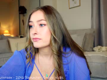 webcam girl x_lily_x image #4040183