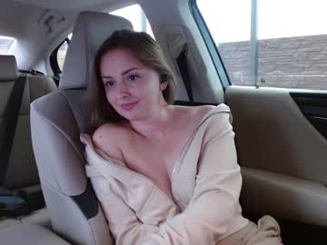webcam girl juicy_peach88 image #4103669