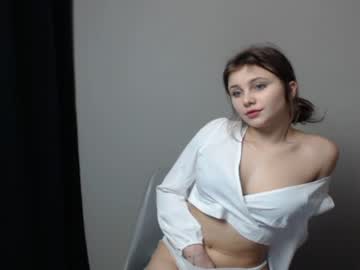 webcam girl relax_nina image #704521