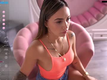 webcam girl ashlyeroberts1 image #2743122