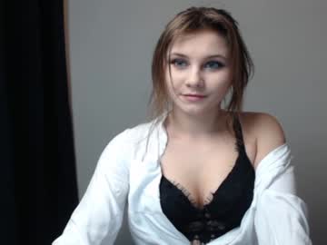 webcam girl relax_nina image #733957