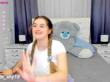 webcam girl emmika_ image #3544543