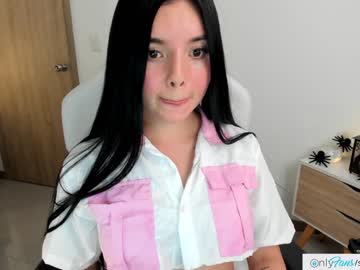 webcam girl pavlovacoluccii_ image #5525866