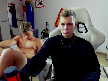 webcam man ali_bruin image #4961034