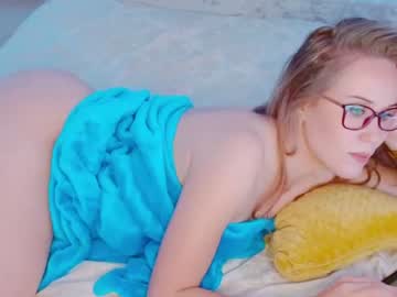 webcam girl myassistant image #3097