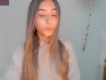 webcam girl gummy_bear7 image #1192206