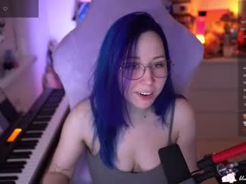 webcam girl blue_mooncat image #5590089