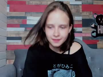 webcam girl lindamerinss image #2045408