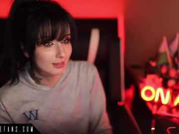 webcam girl raven_alternative image #6113821