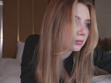 webcam girl love_machine_ image #5889354
