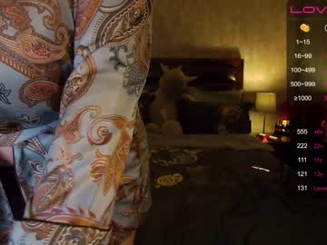 webcam girl karrin image #916095