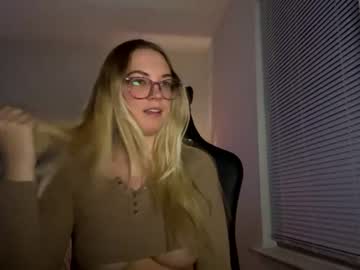 webcam girl mariah95 image #3234685