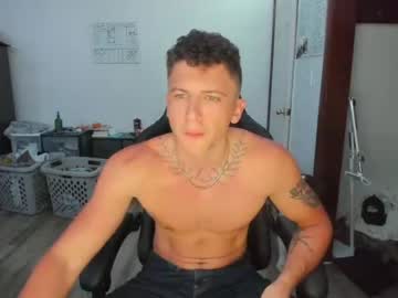 webcam man cowsgomoo101 image #5036722