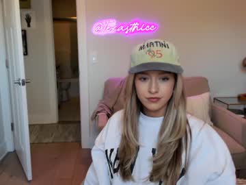 webcam girl texasthicc image #1337336