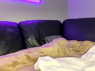 webcam couple cooki3sncr3ampi3s image #3012726