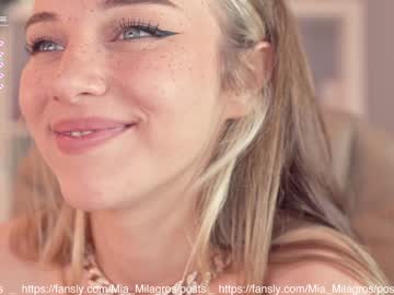 webcam girl mia_milagros image #2287841