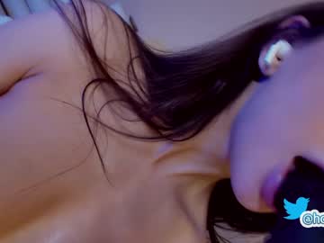 webcam girl hollyextra image #3369238