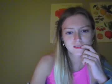 webcam girl ellenglow69 image #6733431