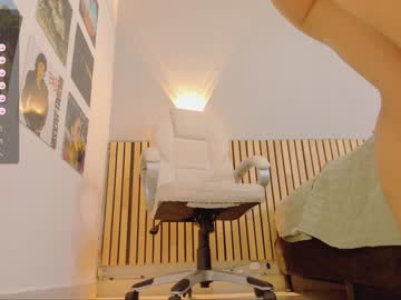 webcam girl little_effy18 image #5746920