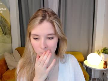 webcam girl milablush image #3417343