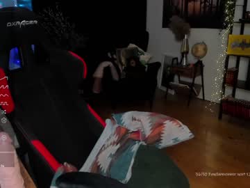 webcam girl kimilee22 image #6099626