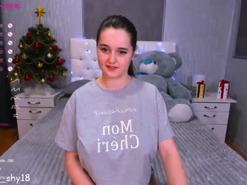 webcam girl emmika_ image #802536