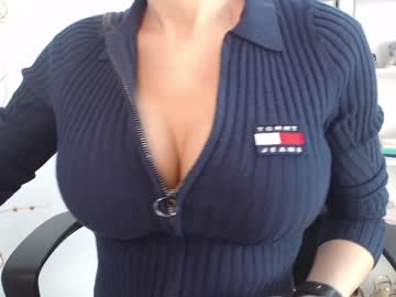 webcam girl drink_my_juices image #1120963