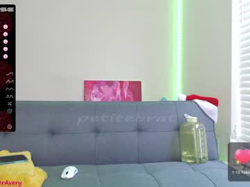 webcam girl petitebrat image #3140099